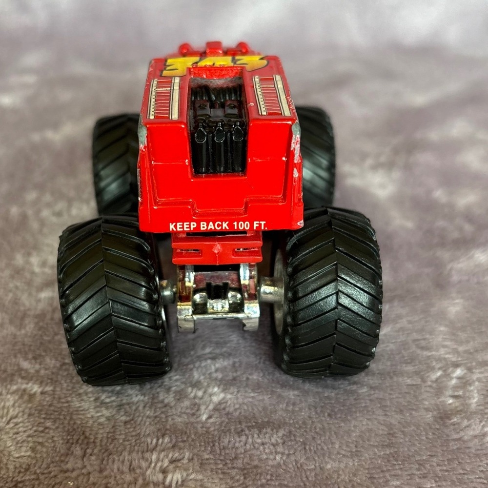 Hot Wheels Monster Jam Backdraft Fire Truck Die-Cast Red Monster Truck 343 - Picture 4 of 6